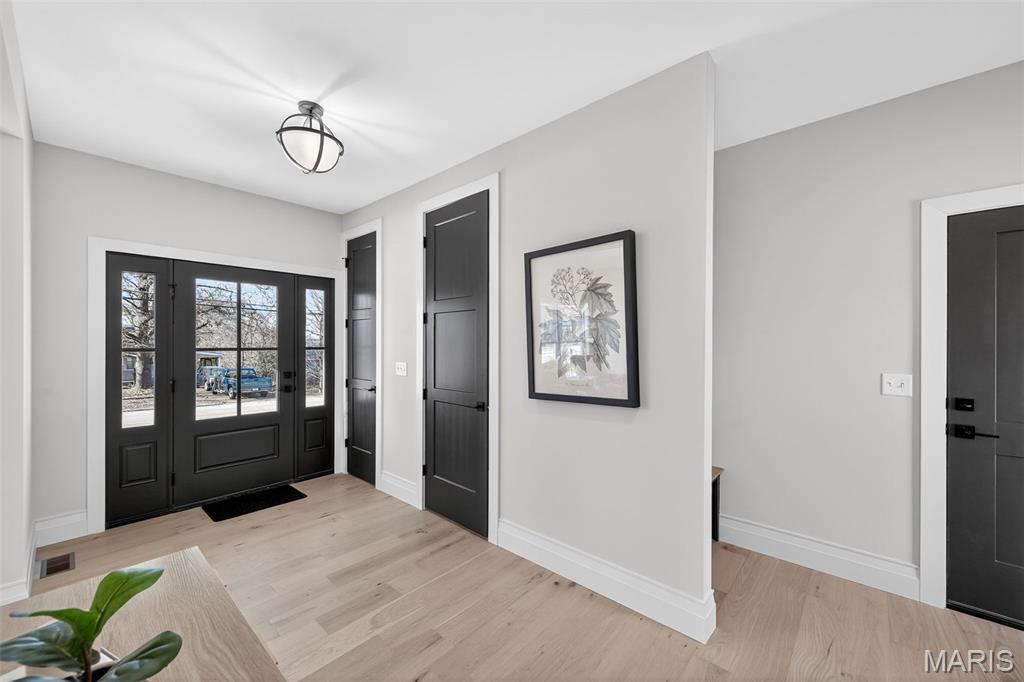 416 S Ballas Road