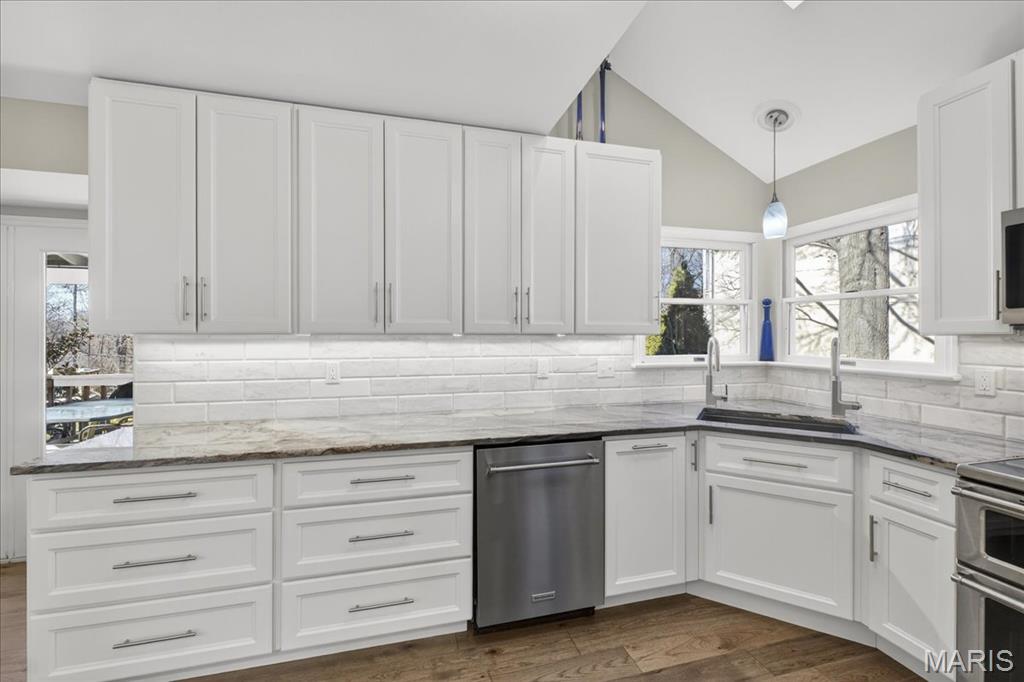 481 Saint Thomas Isle Lane