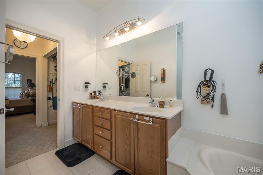 904 Chesterfield Villas Circle