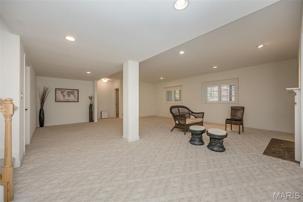 904 Chesterfield Villas Circle