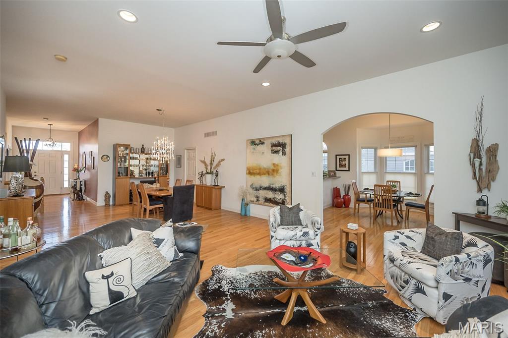 904 Chesterfield Villas Circle