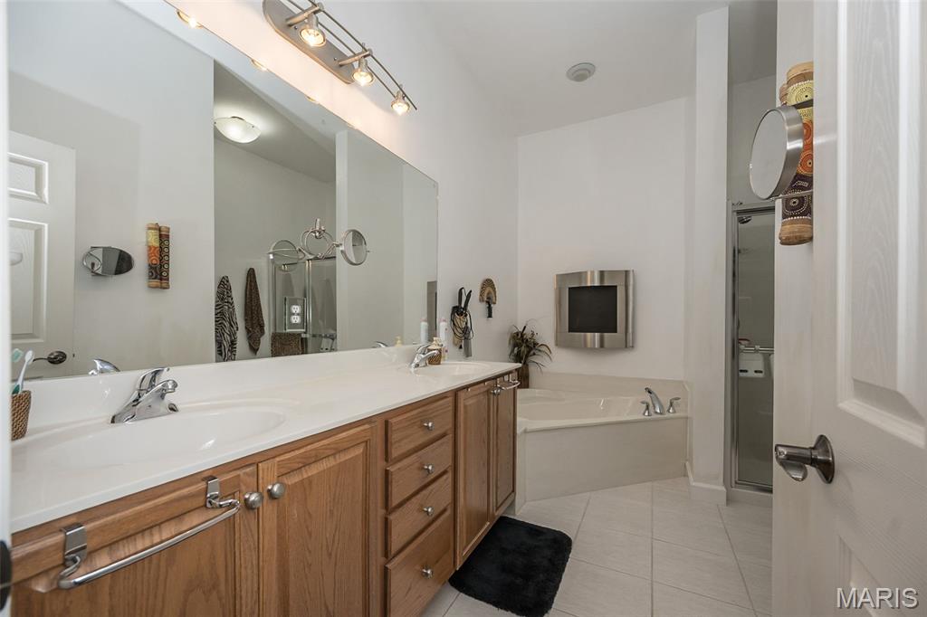 904 Chesterfield Villas Circle