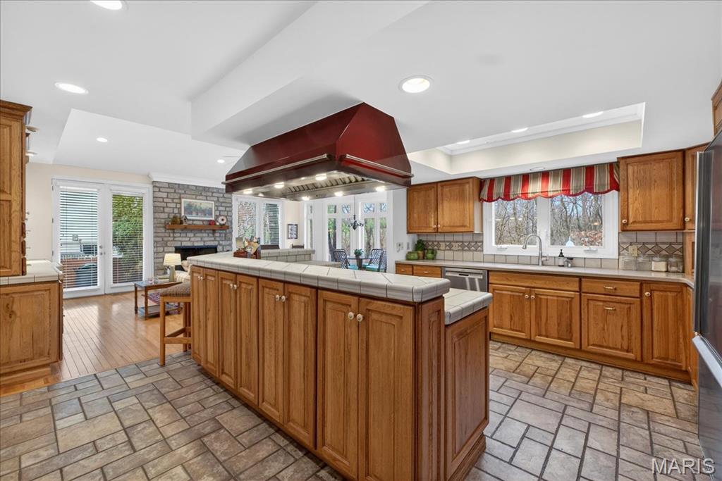 2133 Hunters Way Court