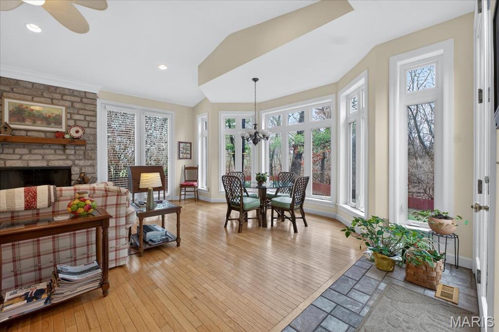 2133 Hunters Way Court