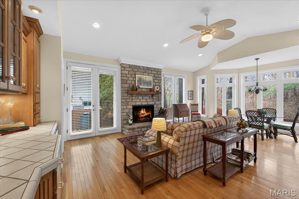 2133 Hunters Way Court