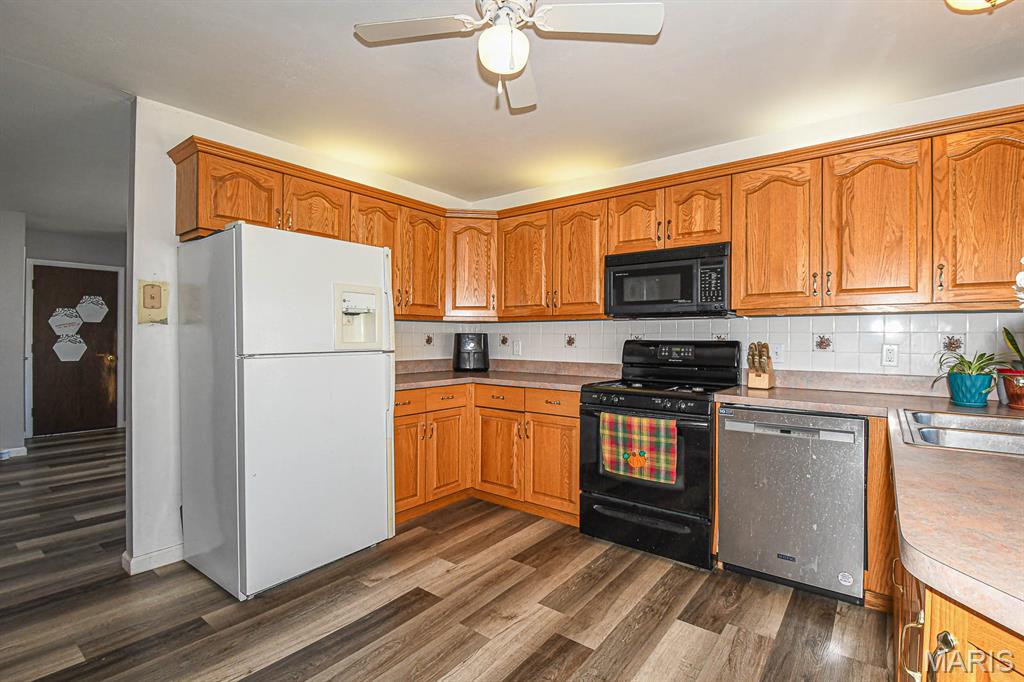 2211 Aileswick Drive