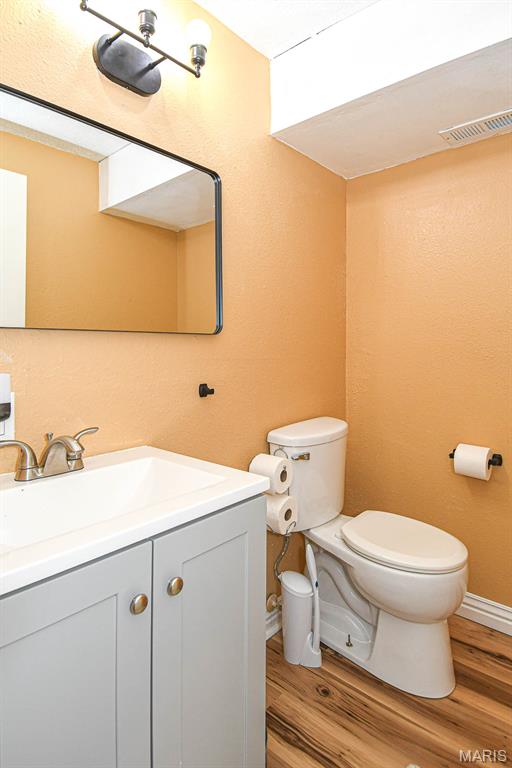 5408 Gloucester Road