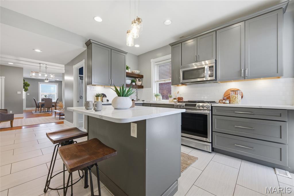 2320 Louisiana Avenue