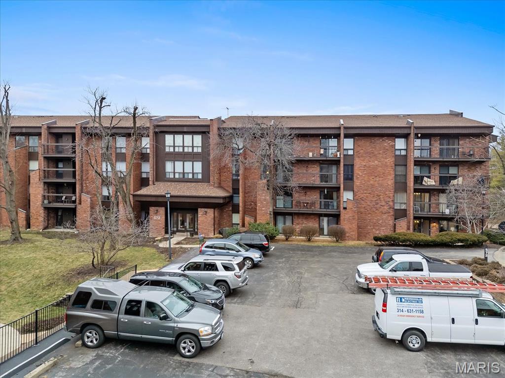 572 Coeur De Royale Drive Unit: 306