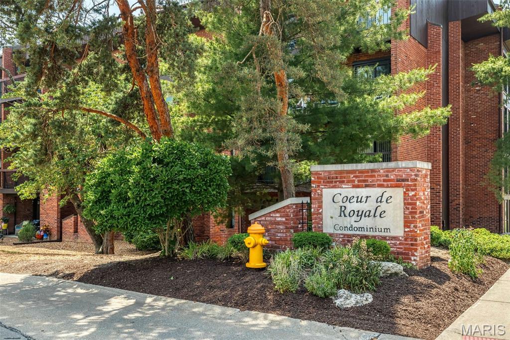 572 Coeur De Royale Drive Unit: 306