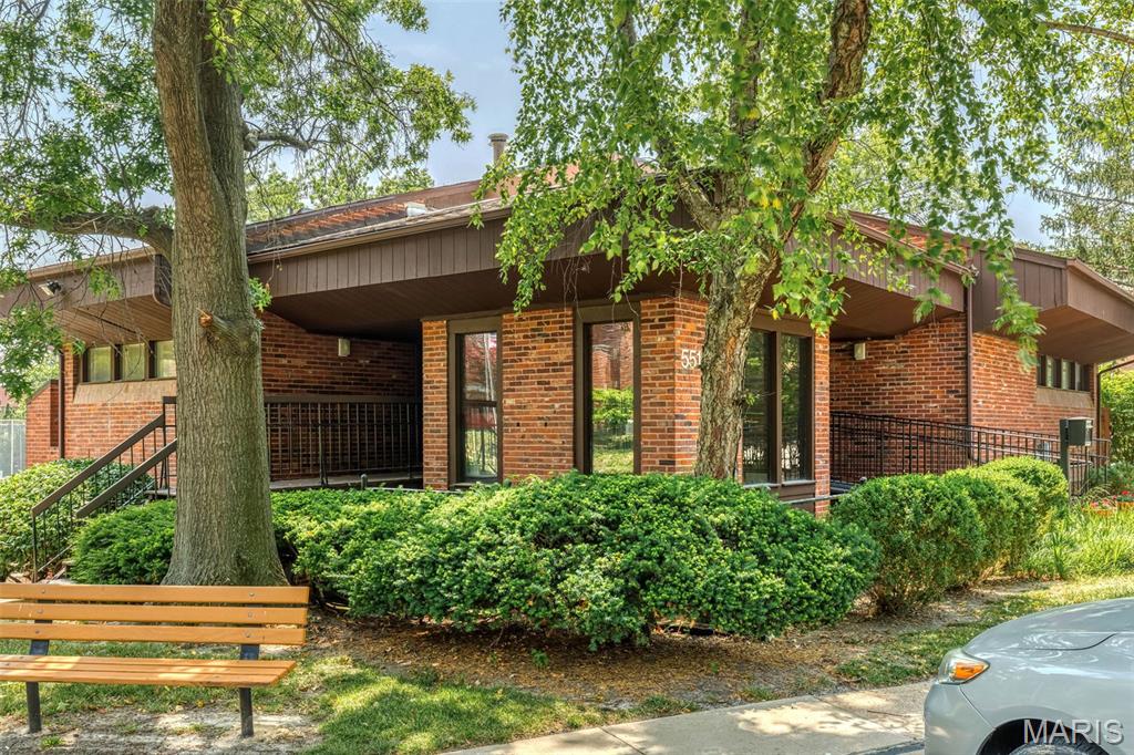 572 Coeur De Royale Drive Unit: 306