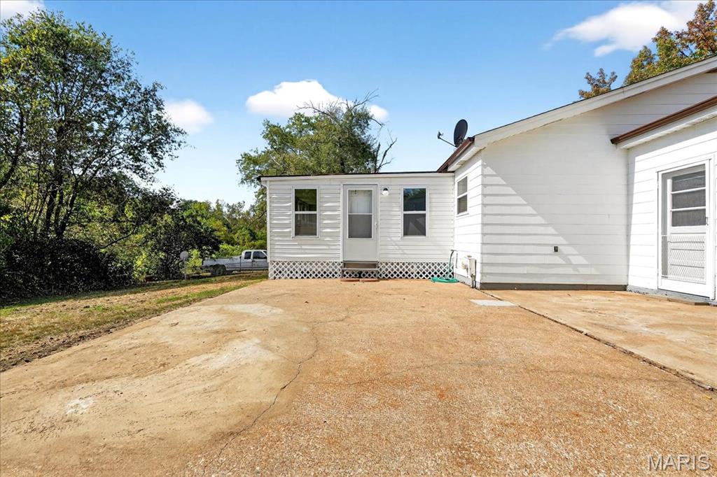 6360 Silver Fox Drive