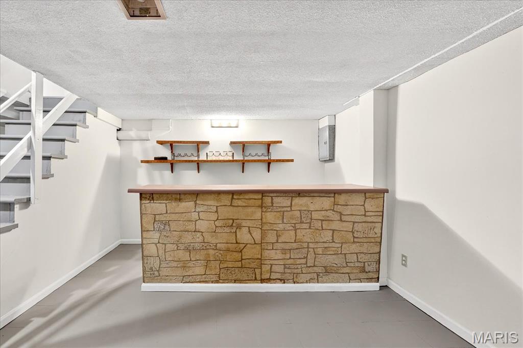 6360 Silver Fox Drive