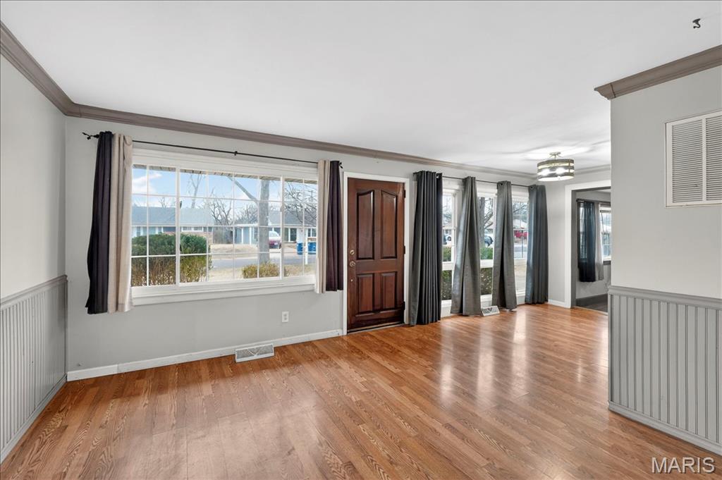 2844 Westlawn Street