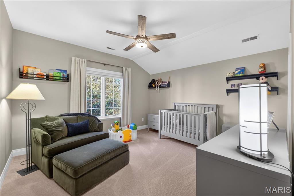 27 Bonhomme Grove Court