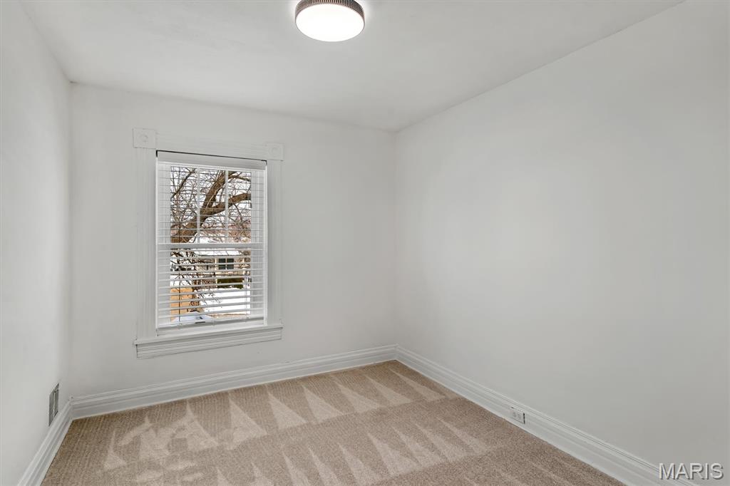 326 W Rose Hill Avenue