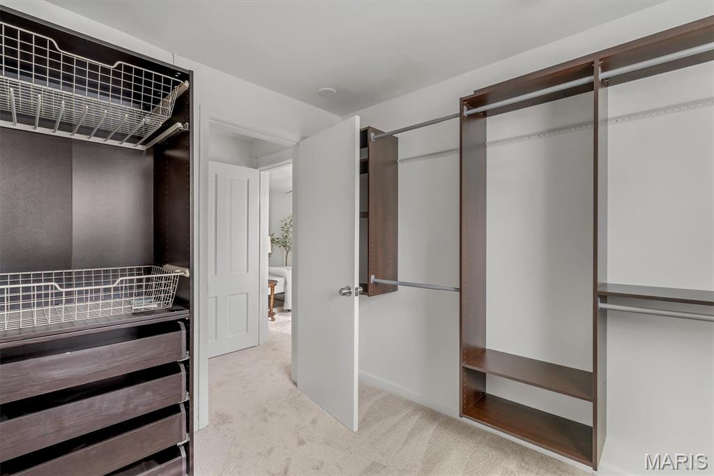 326 W Rose Hill Avenue