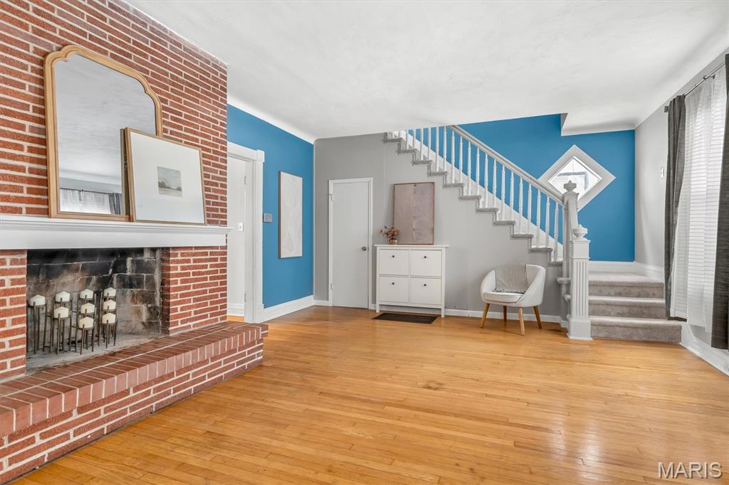 326 W Rose Hill Avenue