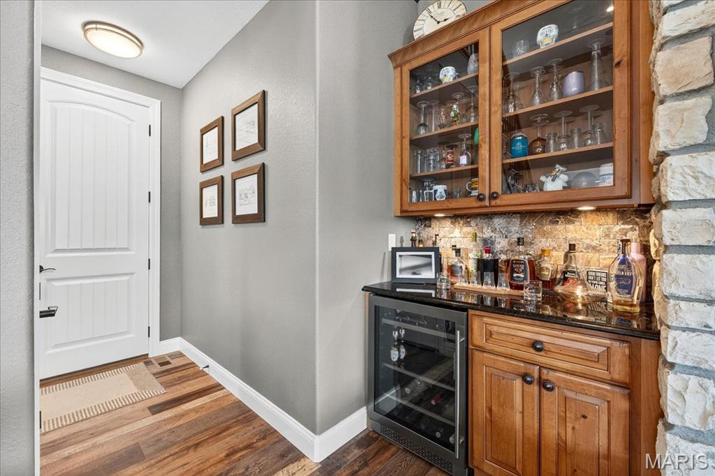 6020 N Lakeshore Drive