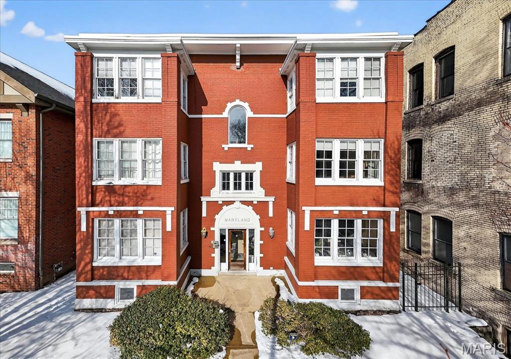 4317 Maryland Avenue Unit: 1E