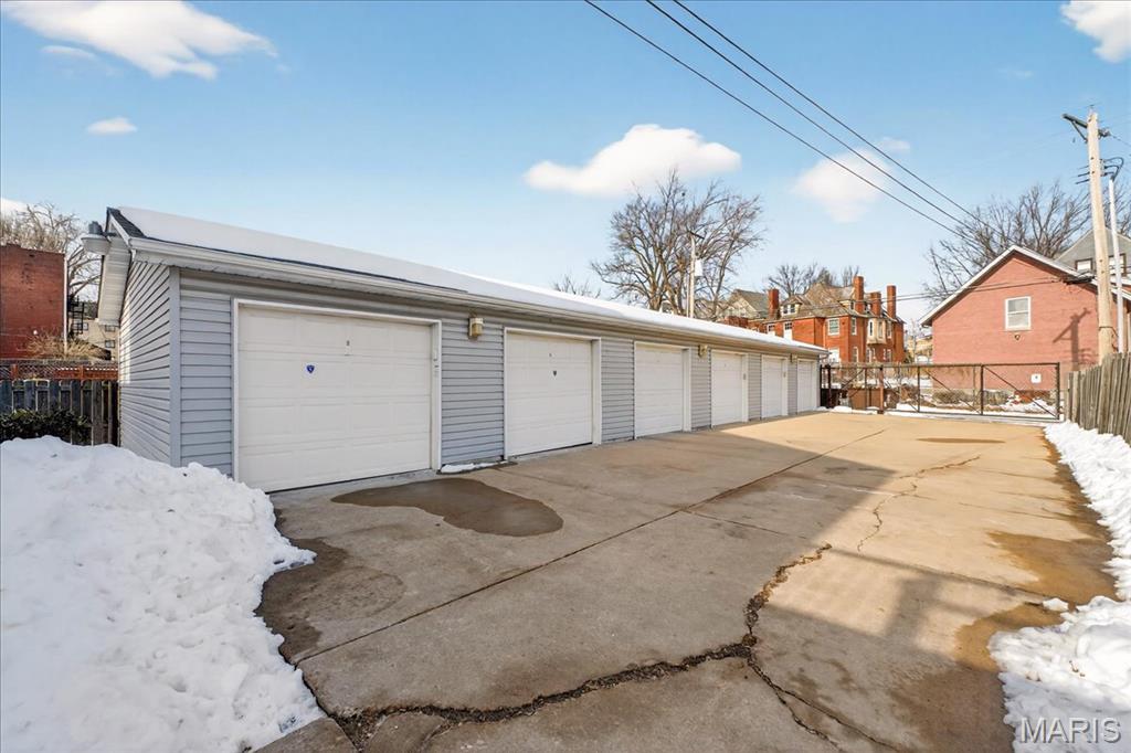 4317 Maryland Avenue Unit: 1E