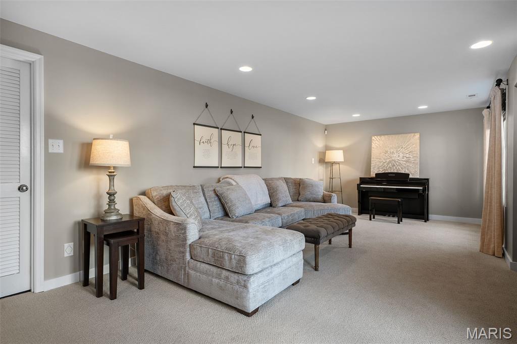 16437 Cobbleskille Drive