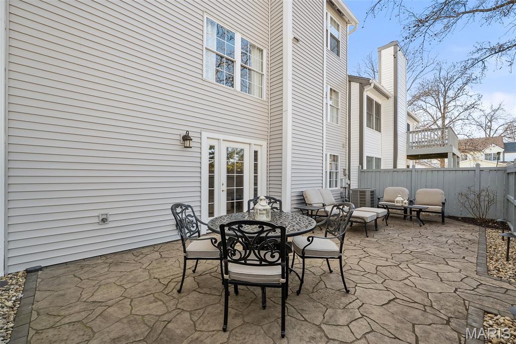 16437 Cobbleskille Drive