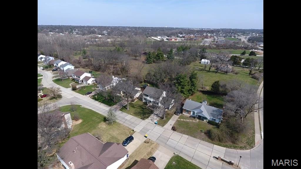 120 Hunters Pointe Drive