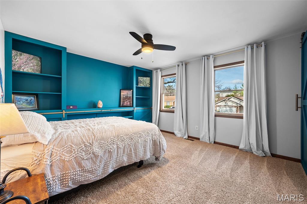 120 Hunters Pointe Drive