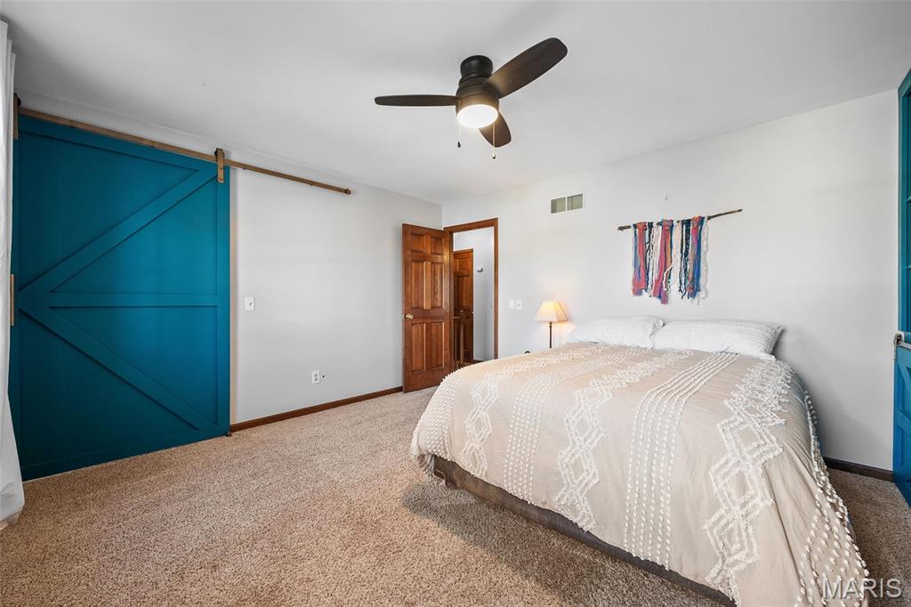 120 Hunters Pointe Drive