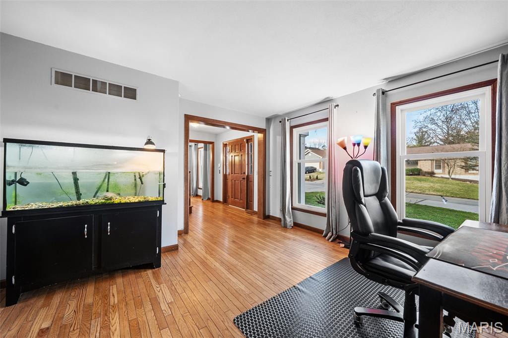 120 Hunters Pointe Drive