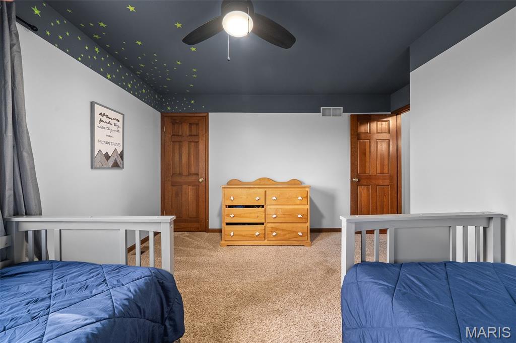 120 Hunters Pointe Drive