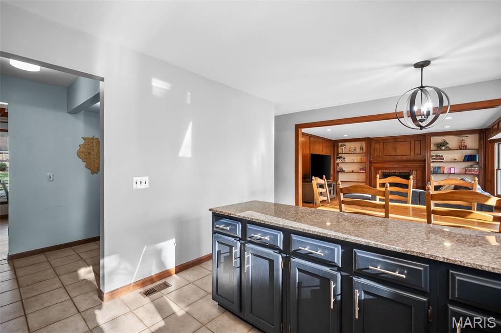 120 Hunters Pointe Drive