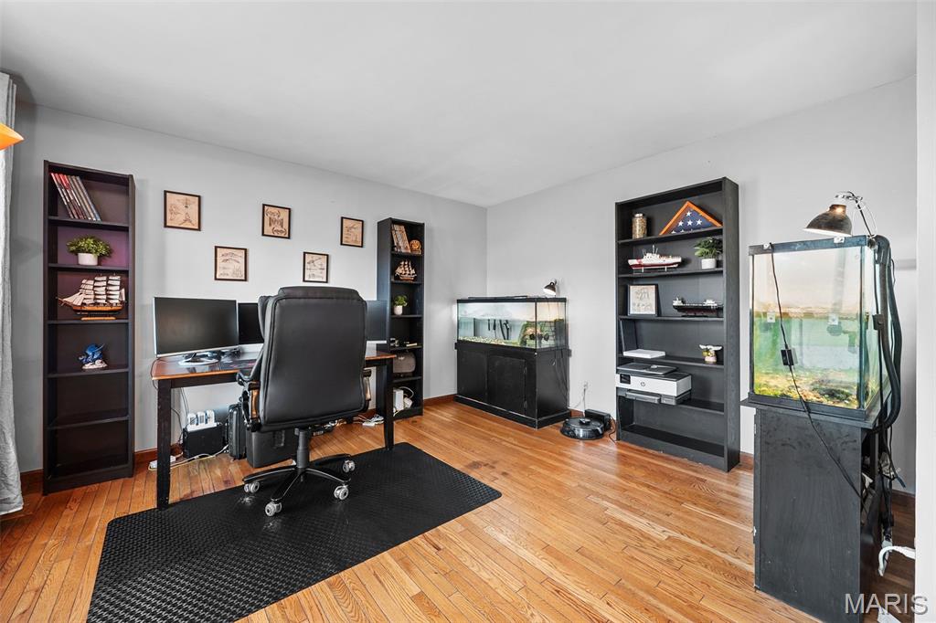 120 Hunters Pointe Drive