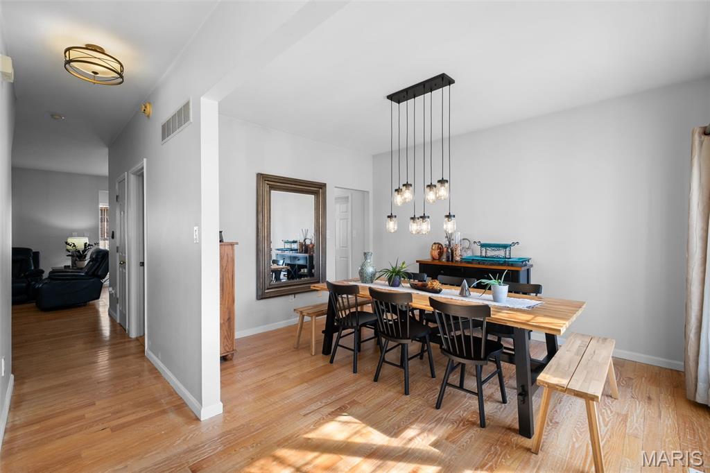 810 Wellesley Place Drive