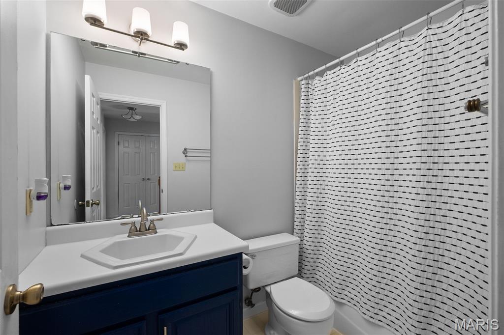 810 Wellesley Place Drive