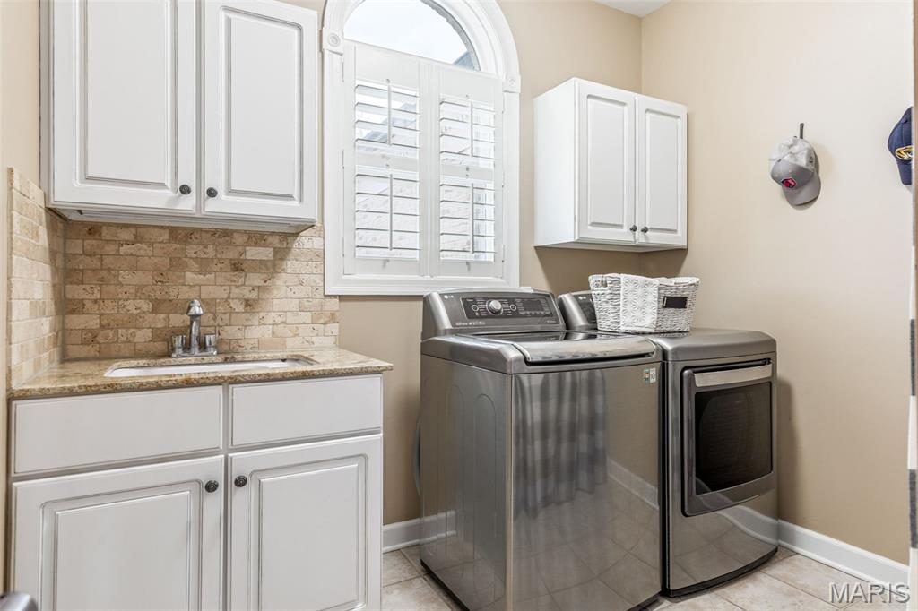 1040 Greystone Manor Parkway