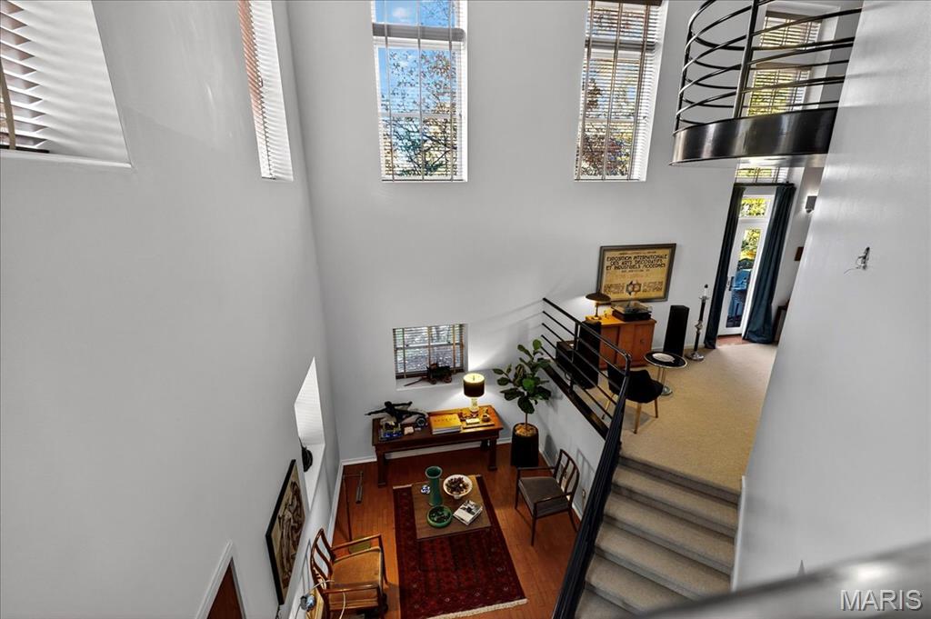 6 Benton Place