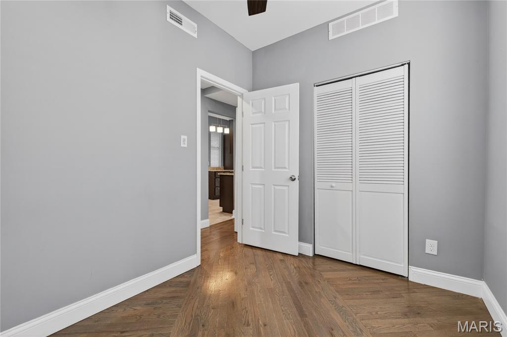 5544 Waterman Boulevard Unit: 3W