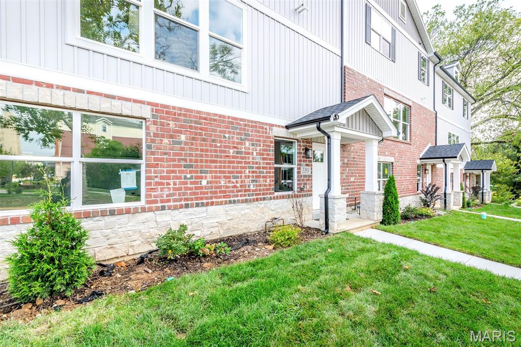 7302-7310 Hoover Avenue