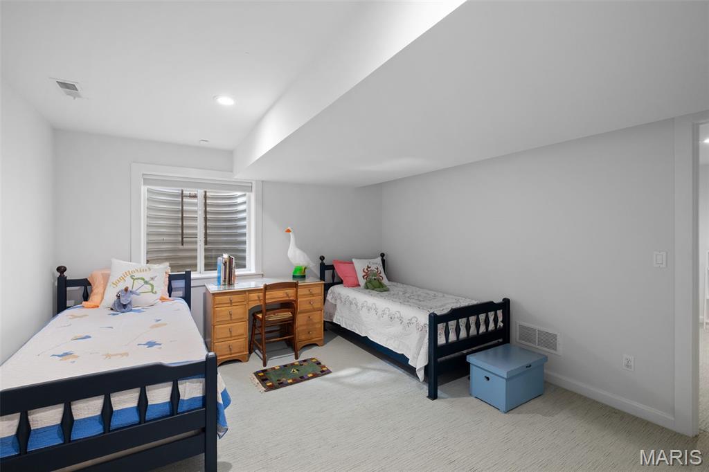 7526 Washington Avenue