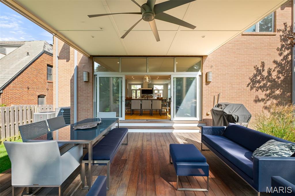 7526 Washington Avenue