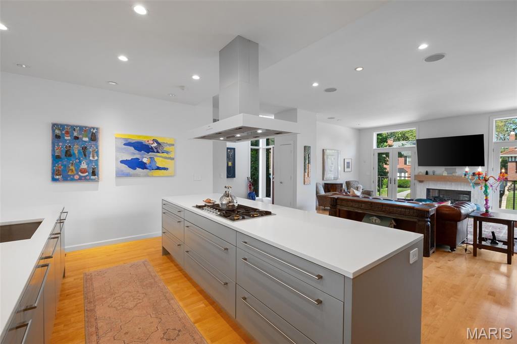 7526 Washington Avenue