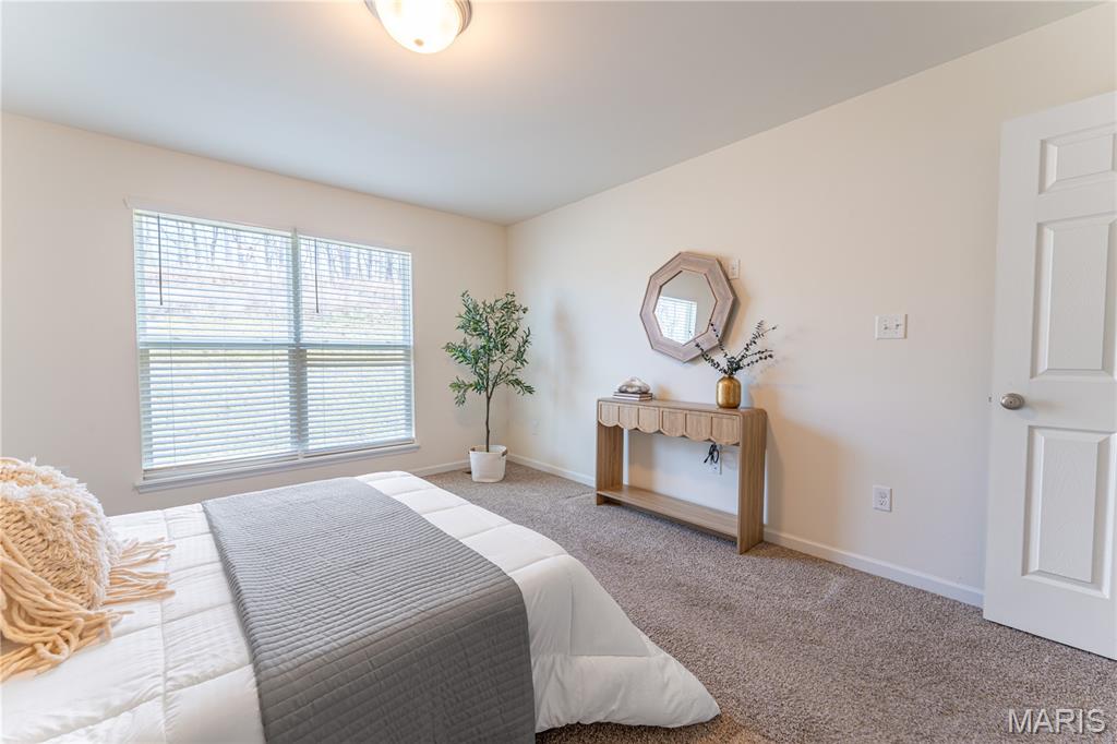 910 Boulder Crest Court