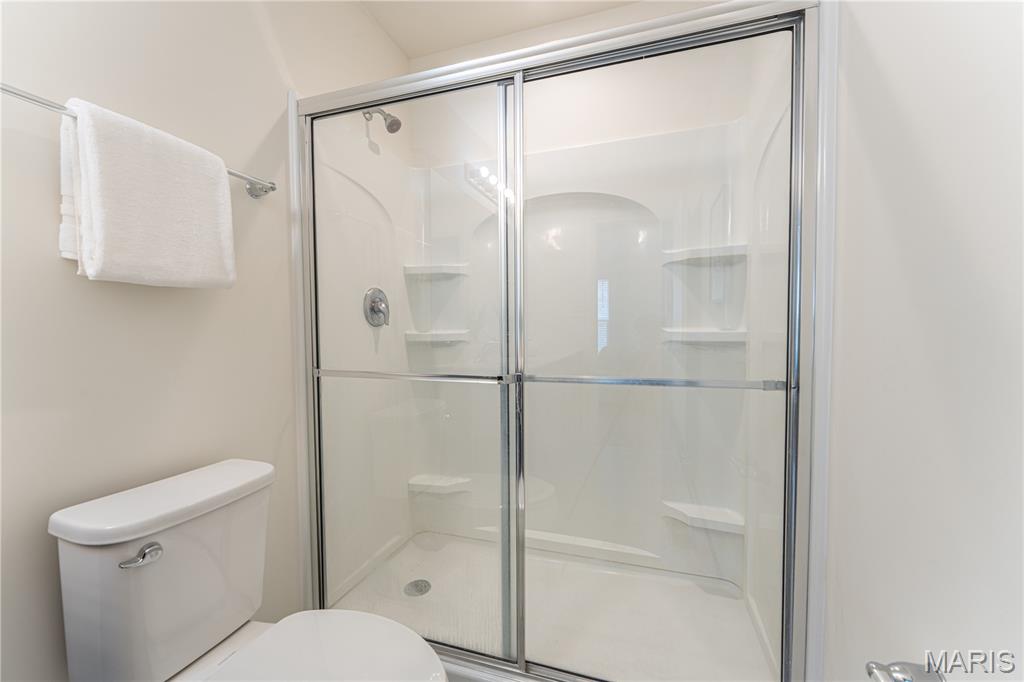 910 Boulder Crest Court