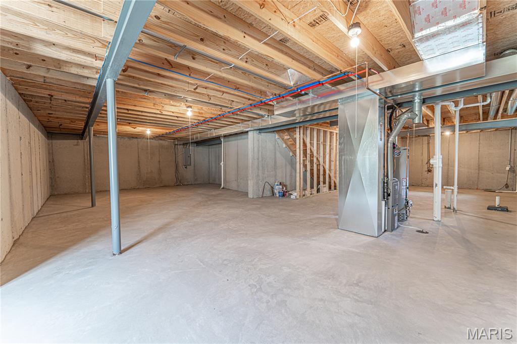 910 Boulder Crest Court