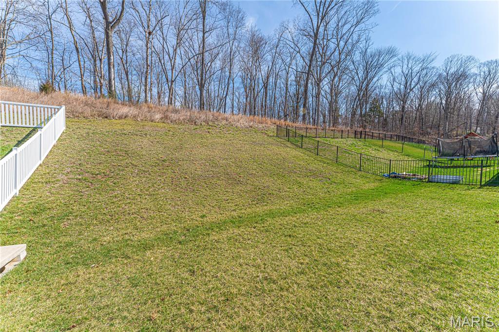 910 Boulder Crest Court