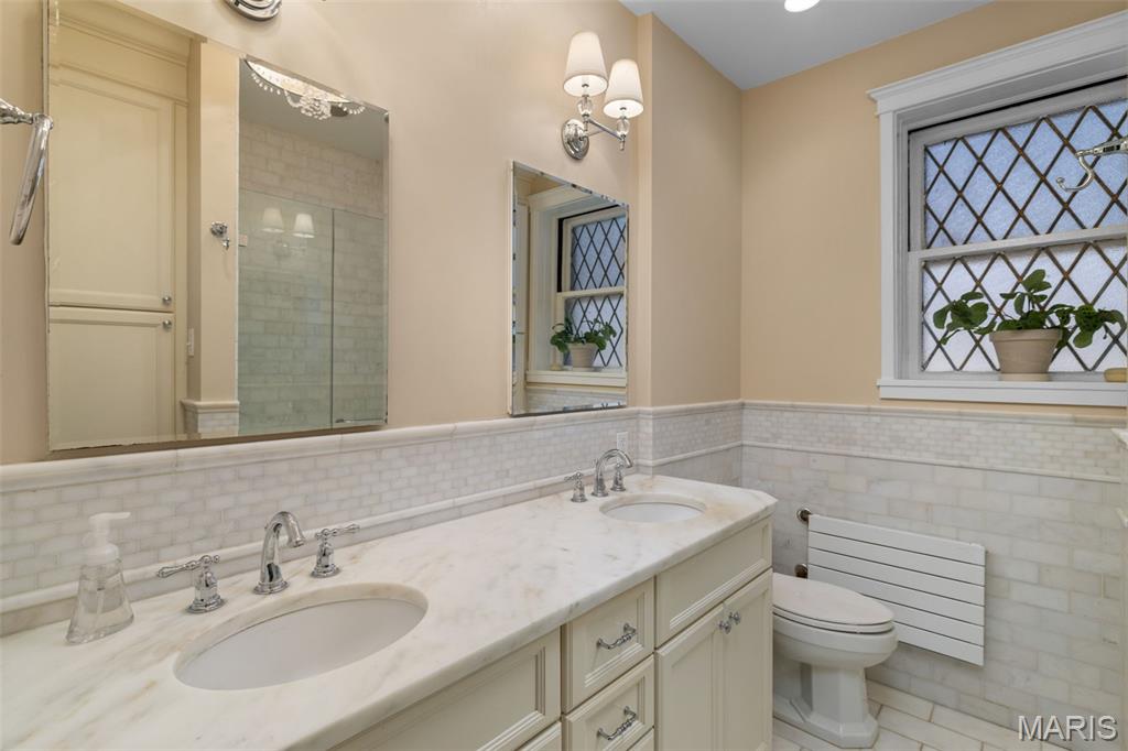 7330 Kingsbury Boulevard