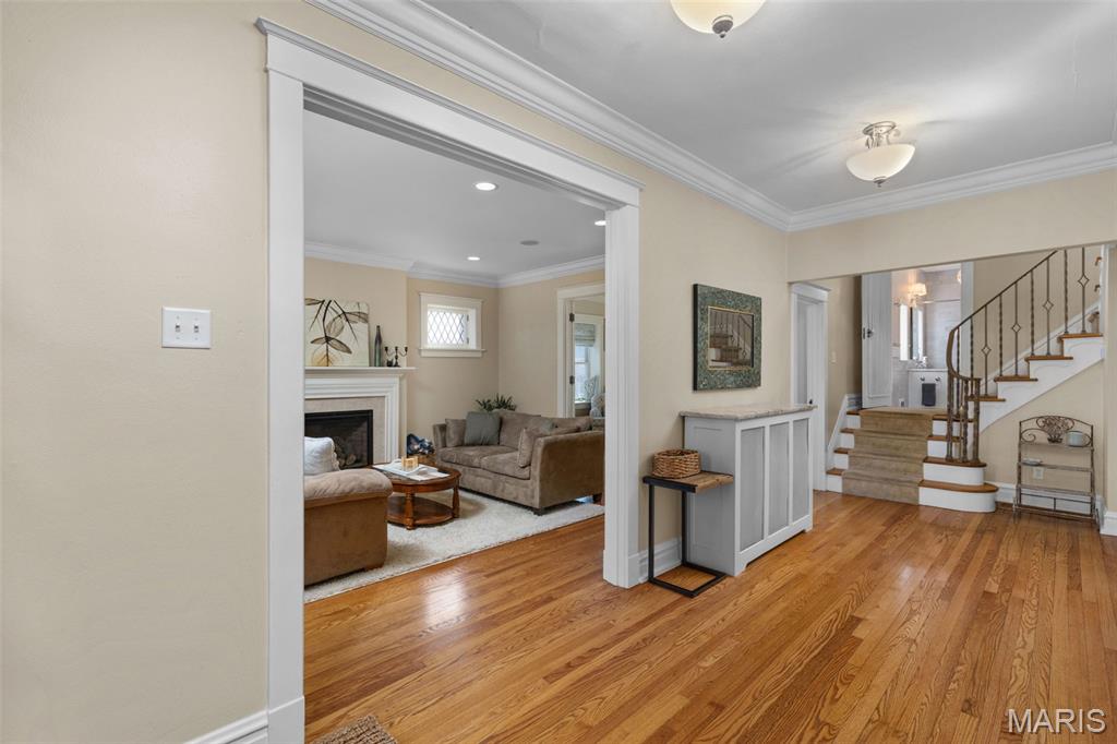 7330 Kingsbury Boulevard