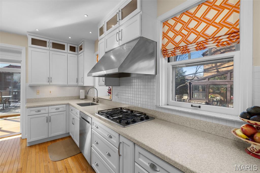 7330 Kingsbury Boulevard